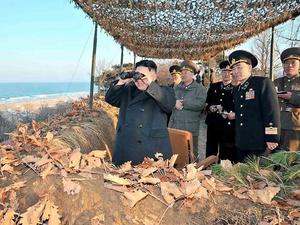 von:http://www.tagesspiegel.de/politik/konflikt-mit-usa-droht-zu-eskalieren-nordkorea-macht-raketen-einsatzbereit/8002098.html